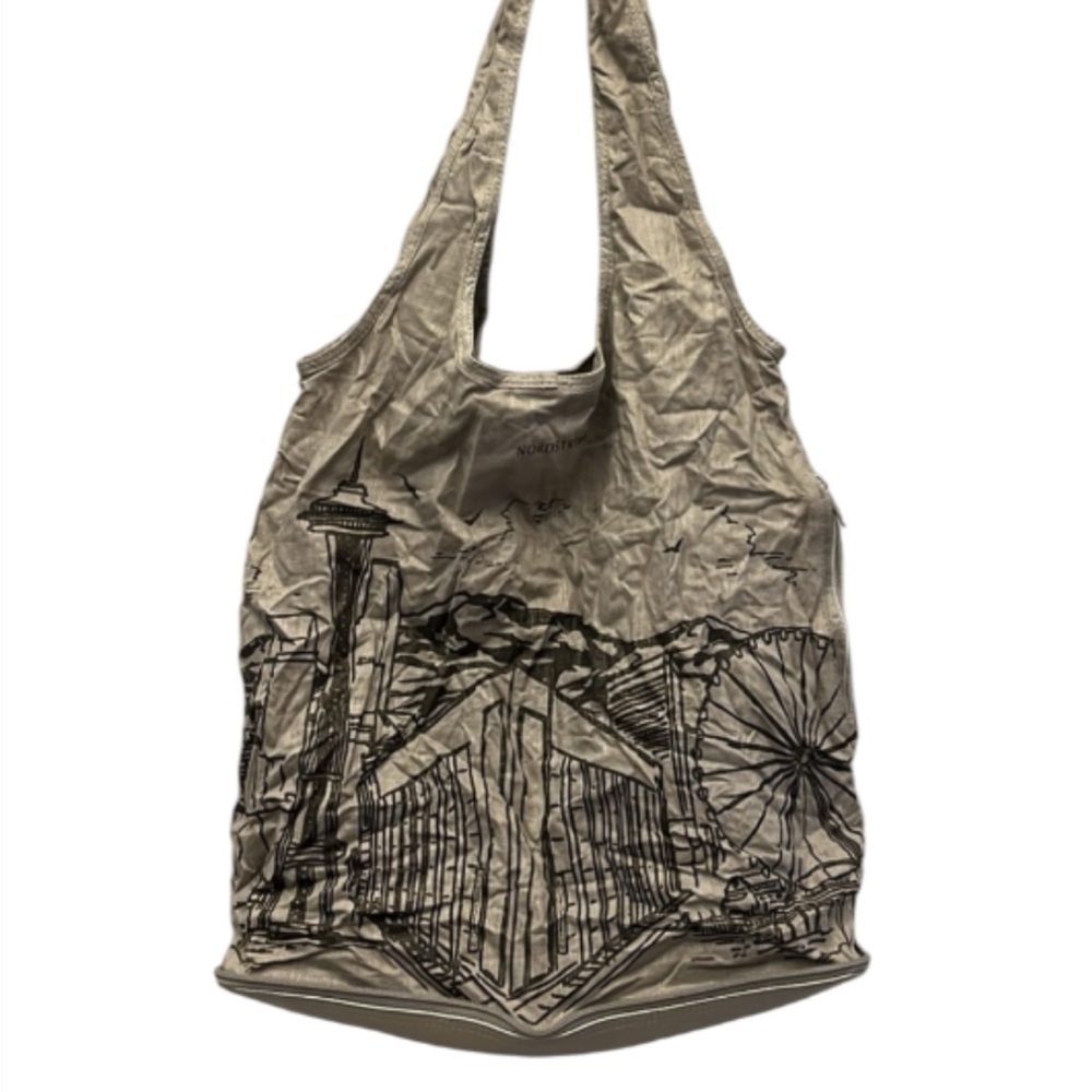 Nordstrom Tote Bag NWT Cityscape Silver Travel Fold Zip Up Packable Reusable